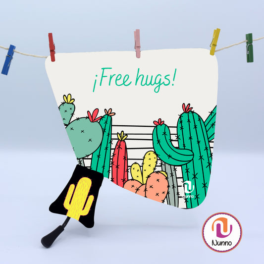 Nunno 024 - Free Hugs